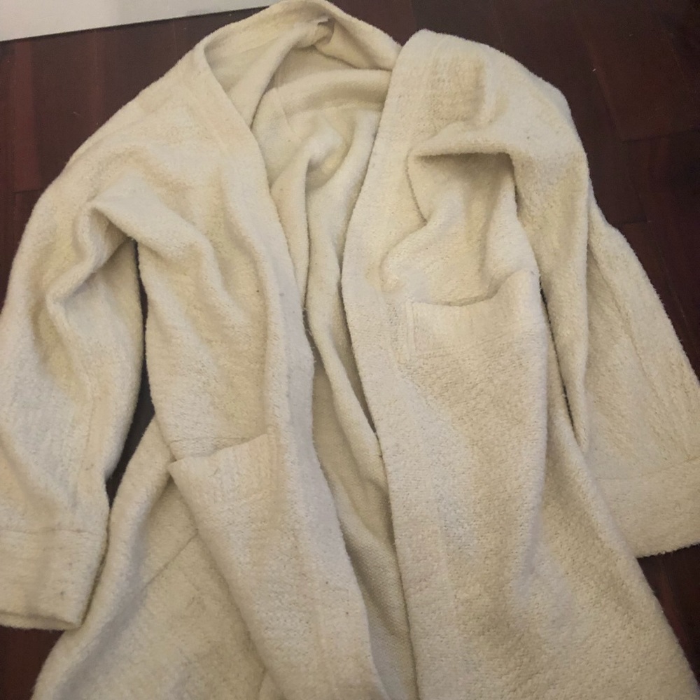 Cozy Urban Outfitters Cardigan!